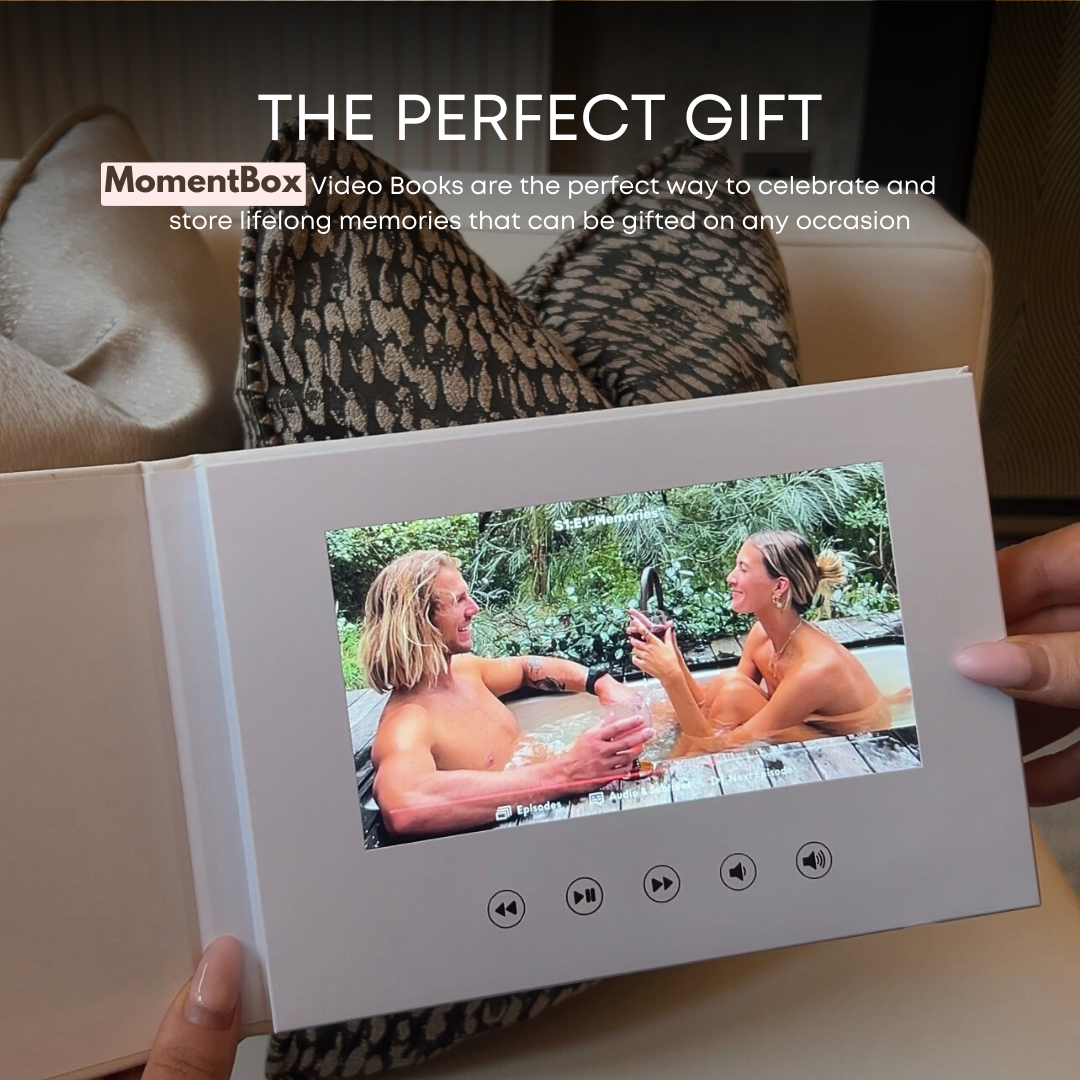 MomentBox Video Book